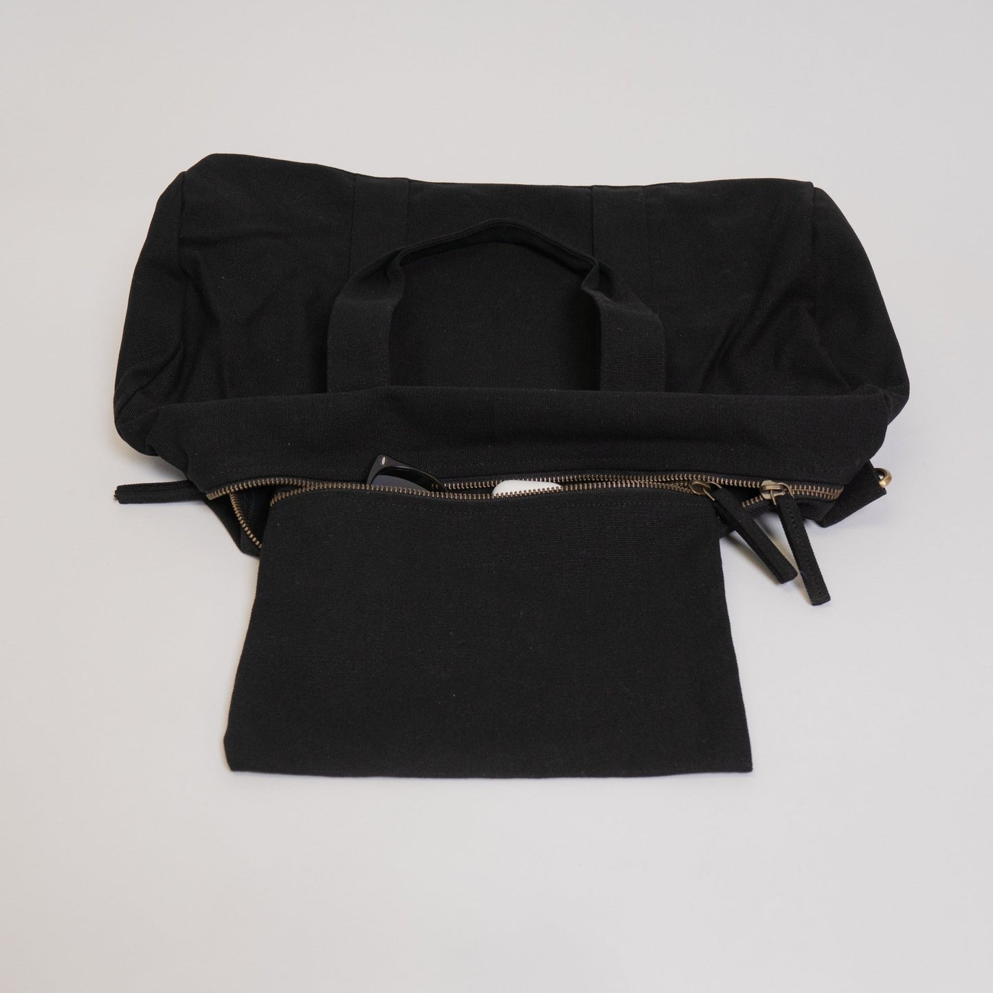 Terra Thread Aarde Gym Bag - Belgravia Wellness